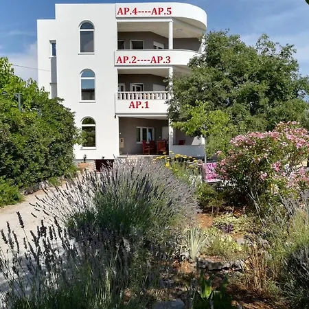 In Rogoznica With Terrace, Air Condition, Wifi, Washing Machine Apartament *