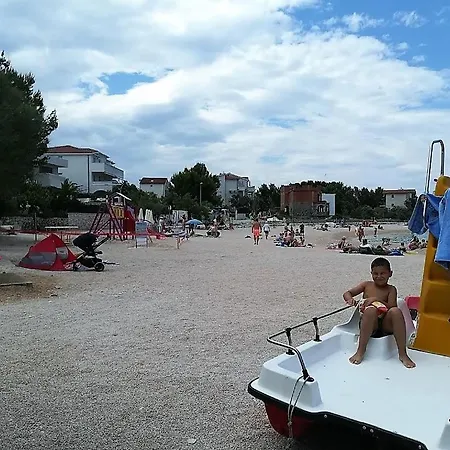 Apartament In Rogoznica With Terrace, Air Condition, Wifi, Washing Machine *