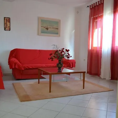 Apartament In Rogoznica With Terrace, Air Condition, Wifi, Washing Machine *